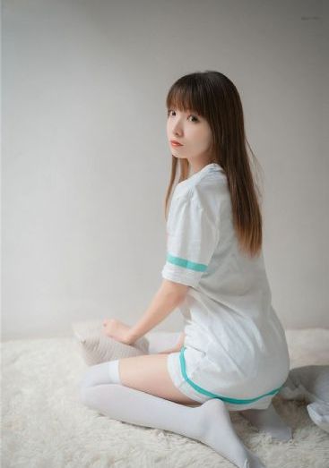 年轻的婶子_蓝光完整版观看