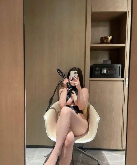 女儿的闺蜜韩国_成人在线观看免费