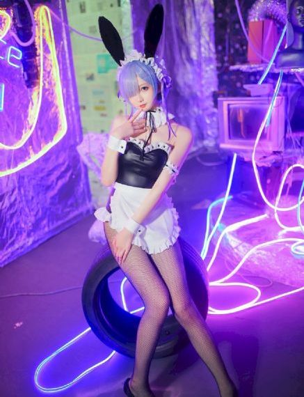魔尊双性打臀挣扎求饶bl_免费观看